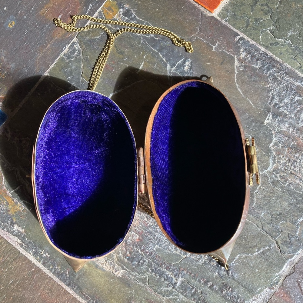 Vintage Copper & Brass Pillow Purse - Picture 5 of 5